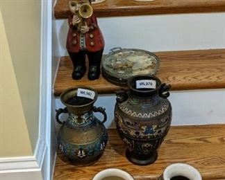 Vases and decor