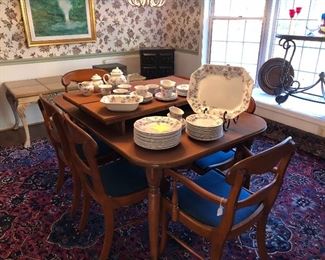 Mid century table/chairs