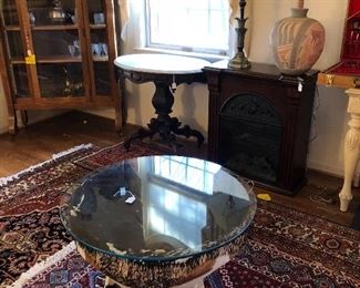 Furniture, lamps, rug