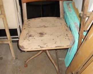 Metal vintage office chair