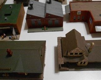 Vintage Tyco layout buildings