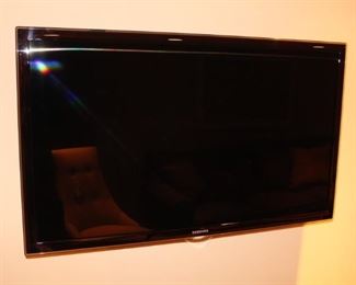 46" Samsung Smart TV
