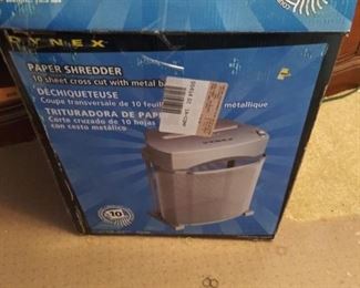 Paper shredder