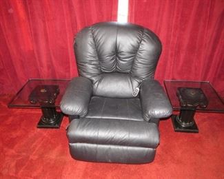 Leather recliner with massage functions