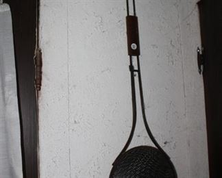 Vintage popcorn popper