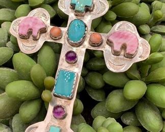 Beautiful newer large scale sterling silver cross with turquoise, orange and purple spiny oyster and amethyst, fetish bear motif, Native American