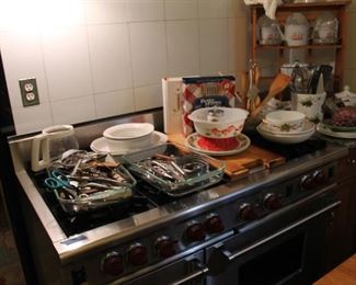 Wolf commercial dual oven 6 burner stove w/ griddle
