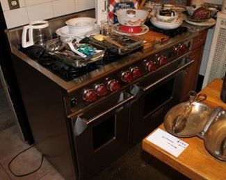 Wolf 6-burner dual oven range w/ griddle
