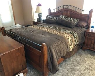 King bed rm set.