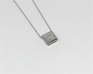 18k Gold Princess Cut Diamond Pendant