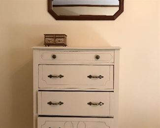 Vintage dresser