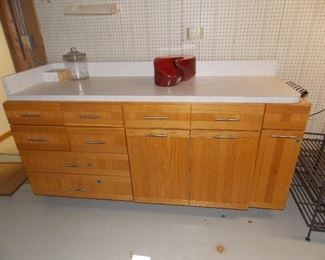 work bench cabinets