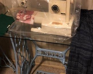nice sewing machine and stand