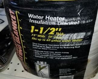 Water heater insulating kit