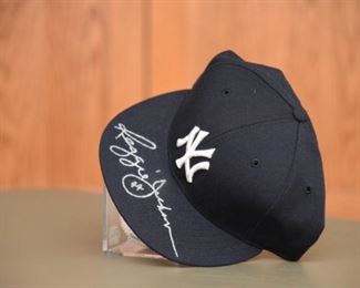 Reggie Jackson signed Yankees hat with authenticity.