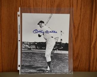 RARE Mickey Mantle vintage photo with authenticity.