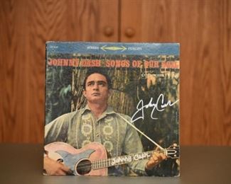 RARE Johnny Cash signed album (no record) with authenticity. 