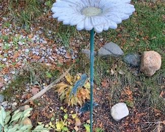 Metal Flower Yard Art
