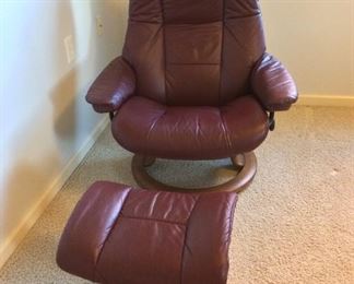 Recliner/Ottoman Leather
