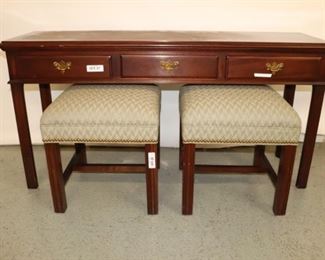 Hickory Chair Company Heirloom James River Plantation.