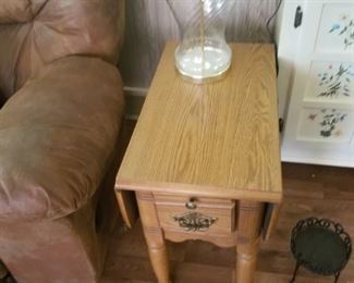 end table & Lamp