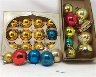 Miscellaneous Vintage Christmas ornaments
