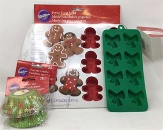Christmas themed baking molds and decorative