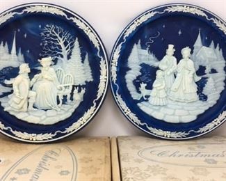 2 Bradford Exchange Holiday ceramic plates