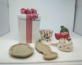 Ceramic Gift Box Cookie Jar, Wilton Santa Cookie