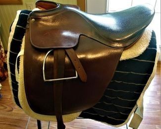 Saddle Seat Saddle