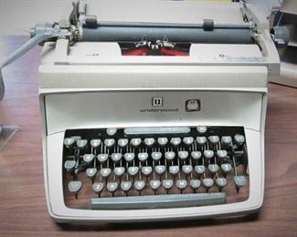 Underwood Typewriter