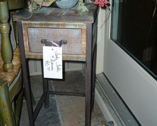 Nice little side table made of repurposed wood