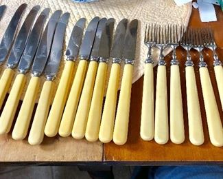 English Bakelite dessert set