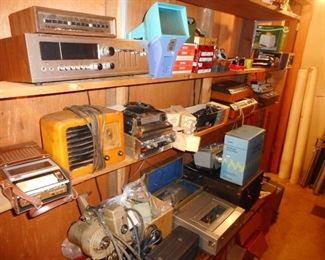 Various Vintage Electronics