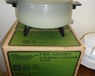 Bounty Dutch Oven..original Box