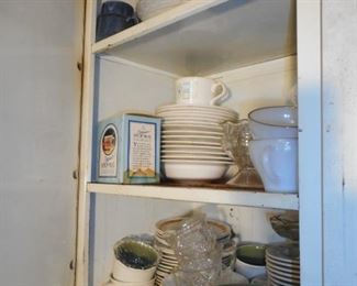 OPEN the Cabinets in Laundry Room