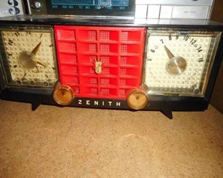 Mid Century Zenith Black Red Clock Radio
