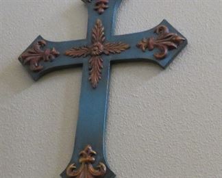 Wall cross