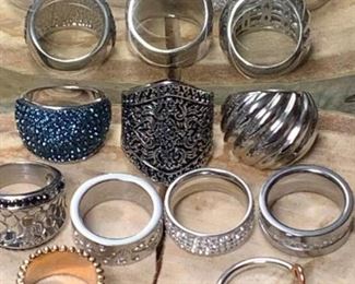 Stainless Steel Collection #2 https://ctbids.com/#!/description/share/271231