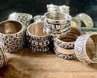 Rings Aplenty https://ctbids.com/#!/description/share/271194