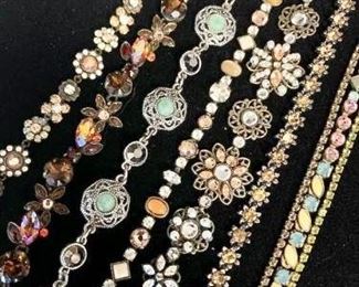 Pretty Vintage Looking Bracelets https://ctbids.com/#!/description/share/271270