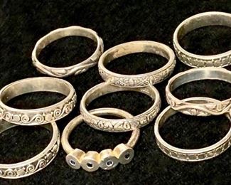 Little Silver Rings https://ctbids.com/#!/description/share/271295