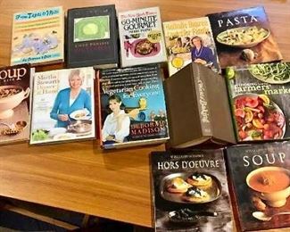 Cookbooks 1 https://ctbids.com/#!/description/share/271381