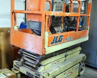 2004 JLG Electric Scissor Lift, Model #1932-E2, Extension Max 19 FT, 500 LBS Weight Capacity