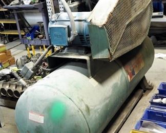 Champion 10 HP, 80 Gallon Air Compressor, 3-Phase, Model #HR10-8