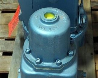 Itron Petroleum And LPG Truck Meter, Model #834 Includes Operation And Maintenance Manual