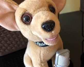 Even A Singing Chihuahua!...(I'm getting hungry).... 