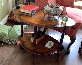 #37 oval end table w shelf burled wood   $ 175.00
