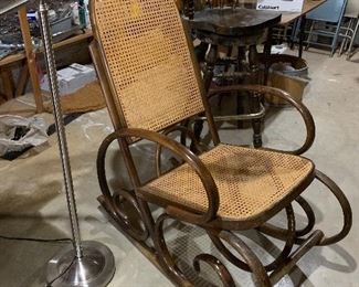 Raton wood rocking chair