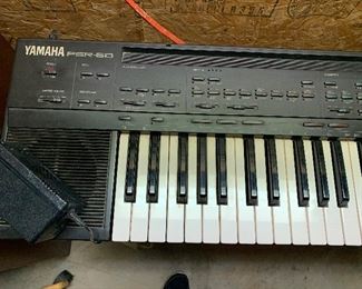 Yamaha PSR-50 Digital Keyboard